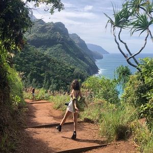 Meet your Posher, Violette